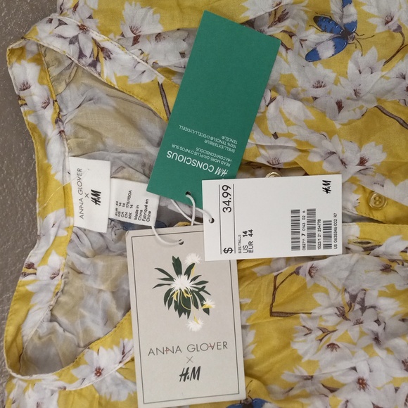 Anna Glover H&M Floral, 3/4 Length Sleeve, Button Up Blouse - Picture 7 of 12